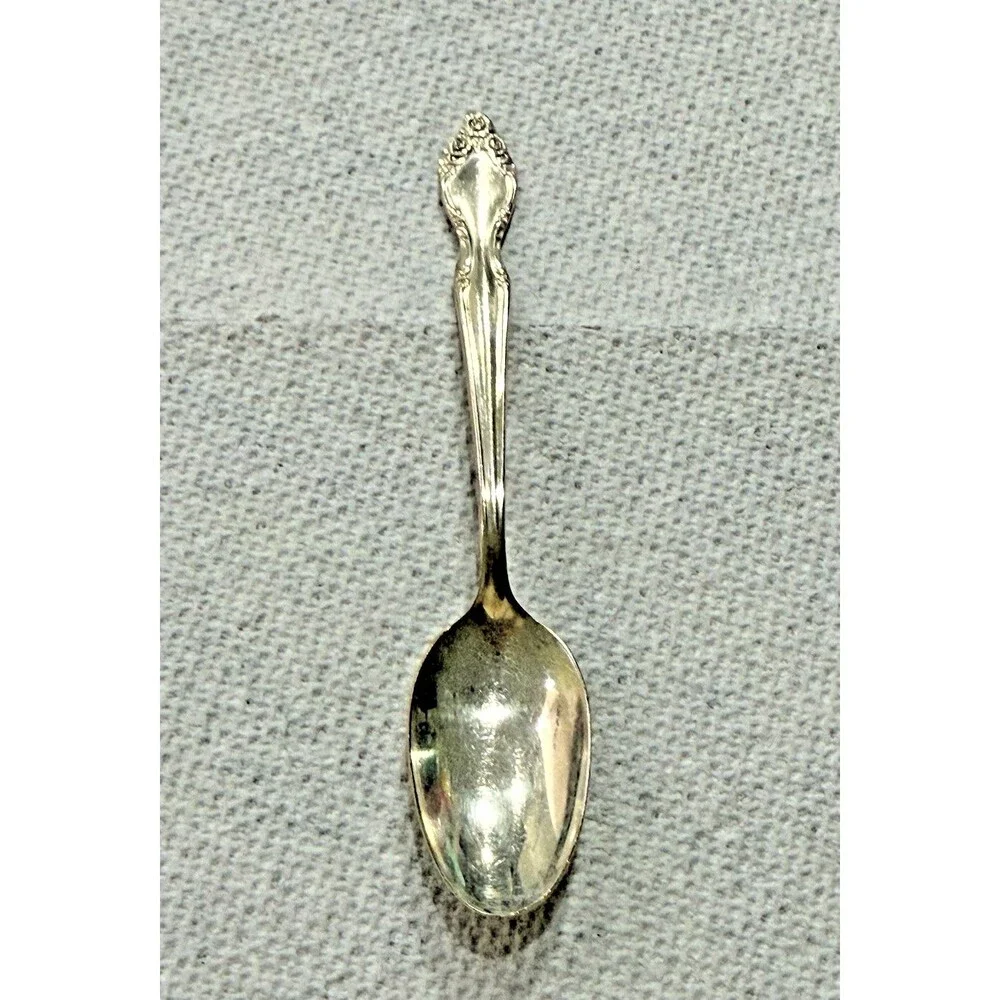 Wm Rogers AA Silverplate Ice Cream Spoon‎ Vintage Small Dessert Flatware
